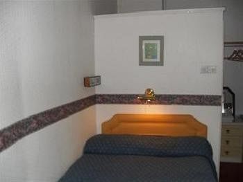 The Grays Bed & Breakfast Блекпул Екстериор снимка